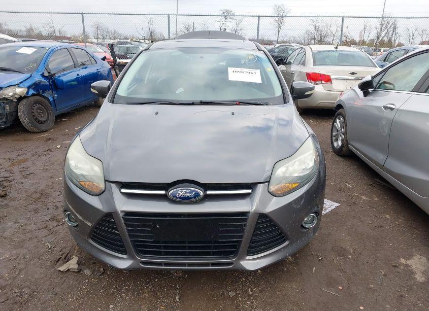 Photo 12 of 2013 Ford Focus TITANIUM (VIN 1FADP3J21DL141894)