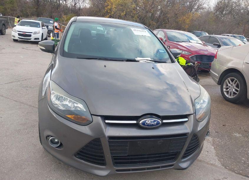 Photo 6 of 2013 Ford Focus TITANIUM (VIN 1FADP3J21DL378711)