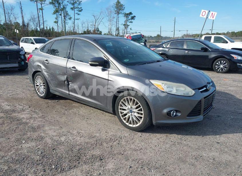 2014 Ford Focus TITANIUM (VIN 1FADP3J21EL233766) main photo