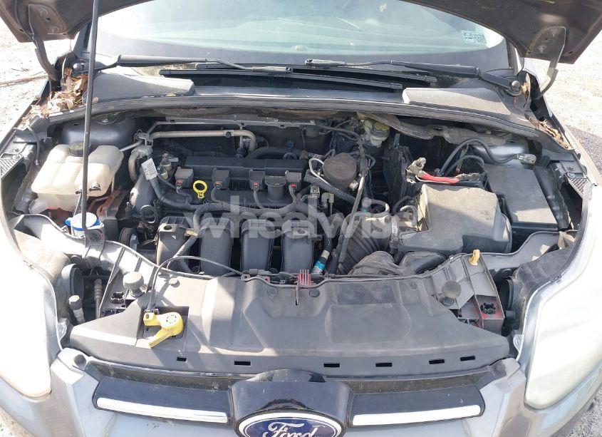 Photo 10 of 2014 Ford Focus TITANIUM (VIN 1FADP3J21EL233766)