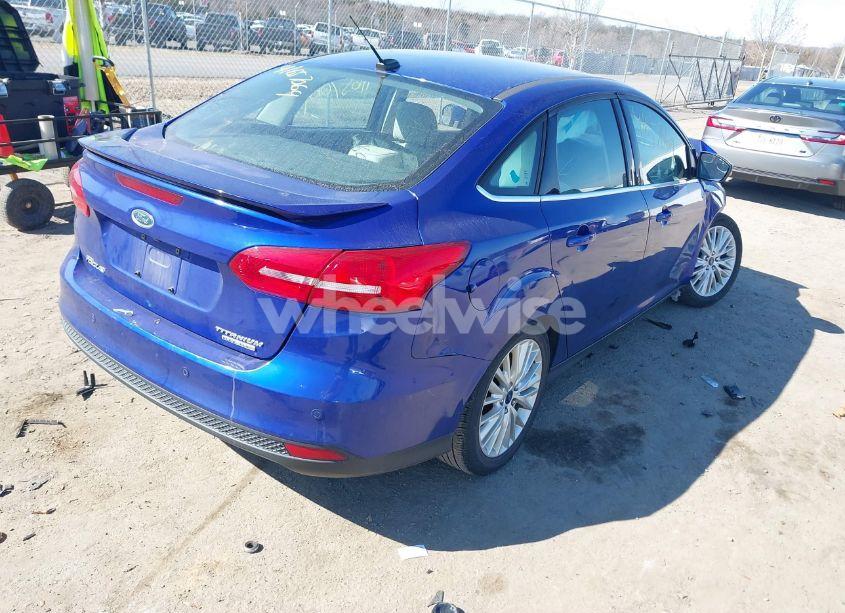 Photo 4 of 2015 Ford Focus TITANIUM (VIN 1FADP3J21FL201000)
