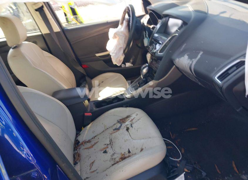 Photo 5 of 2015 Ford Focus TITANIUM (VIN 1FADP3J21FL201000)