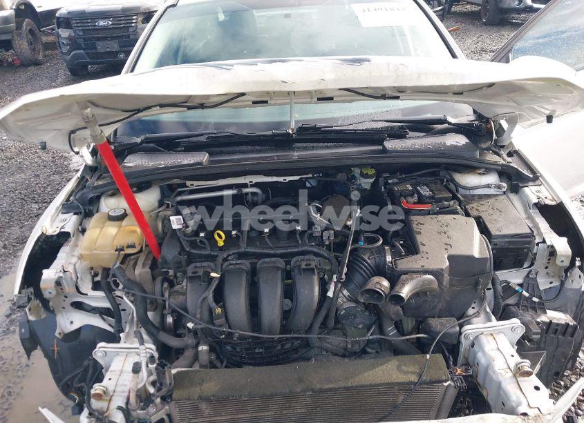 Photo 10 of 2015 Ford Focus TITANIUM (VIN 1FADP3J21FL251427)