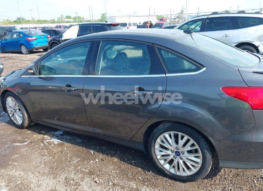 Photo 14 of 2017 Ford Focus TITANIUM (VIN 1FADP3J21HL203736)