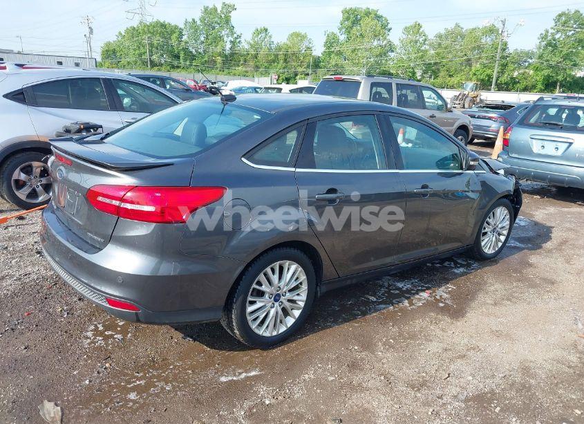 Photo 4 of 2017 Ford Focus TITANIUM (VIN 1FADP3J21HL203736)