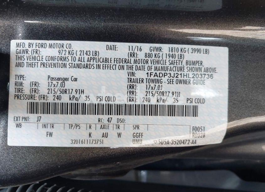 Photo 9 of 2017 Ford Focus TITANIUM (VIN 1FADP3J21HL203736)