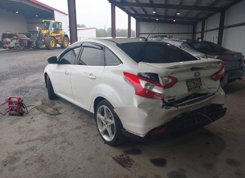 Photo 3 of 2013 Ford Focus TITANIUM (VIN 1FADP3J22DL241602)