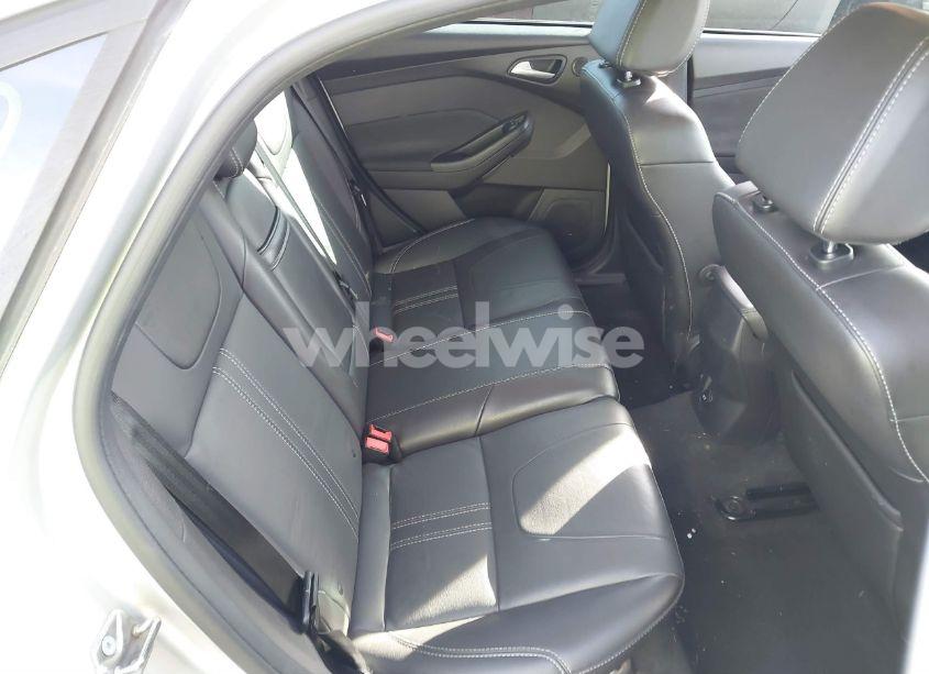 Photo 8 of 2013 Ford Focus TITANIUM (VIN 1FADP3J22DL300647)