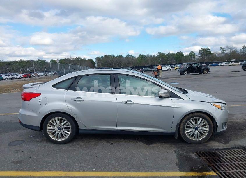Photo 13 of 2017 Ford Focus TITANIUM (VIN 1FADP3J22HL208248)