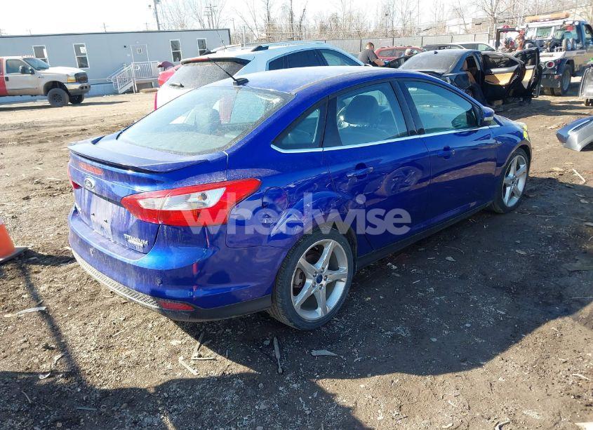 Photo 4 of 2013 Ford Focus TITANIUM (VIN 1FADP3J23DL105902)