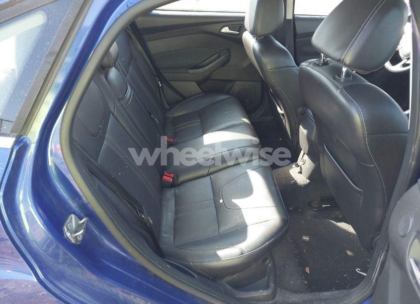 Photo 8 of 2013 Ford Focus TITANIUM (VIN 1FADP3J23DL105902)