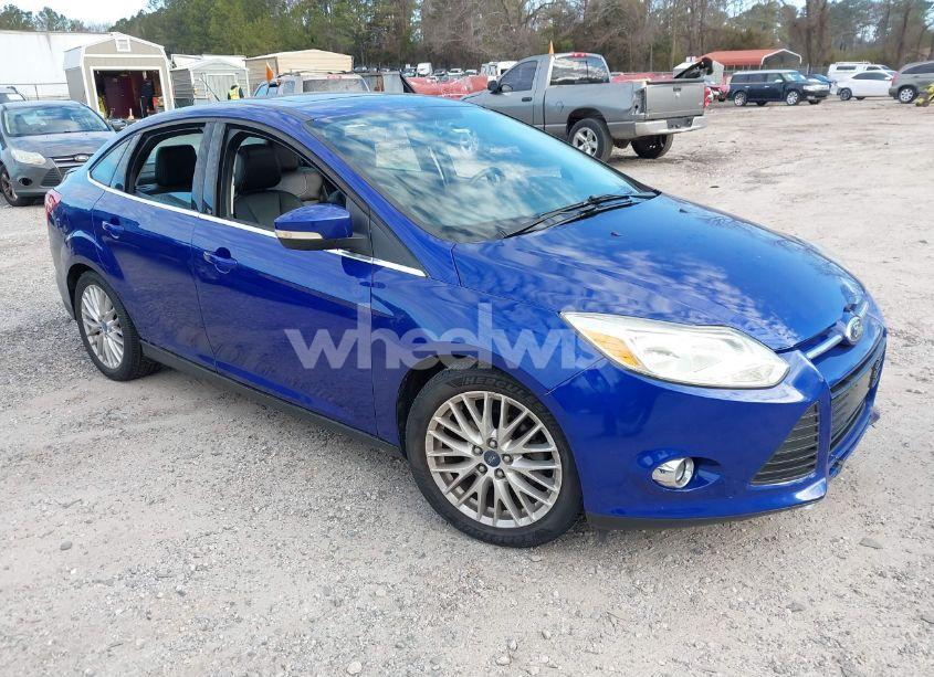2013 Ford Focus TITANIUM (VIN 1FADP3J23DL150452) main photo