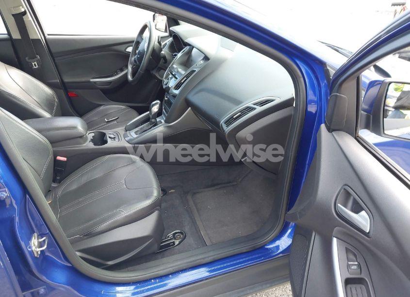 Photo 5 of 2013 Ford Focus TITANIUM (VIN 1FADP3J23DL150452)