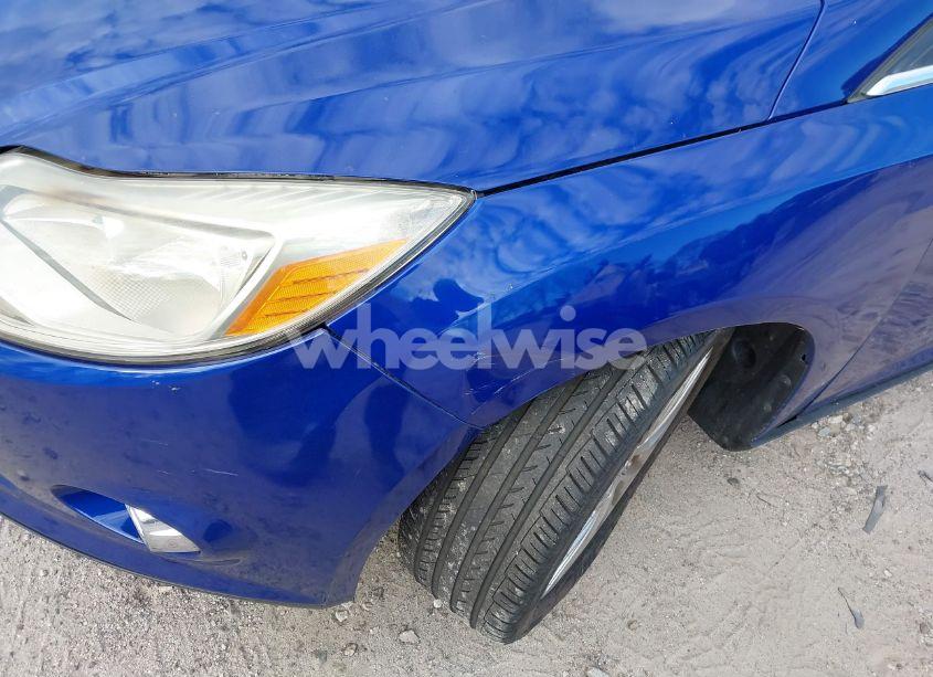 Photo 6 of 2013 Ford Focus TITANIUM (VIN 1FADP3J23DL150452)