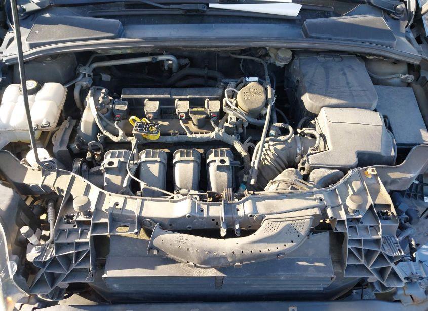 Photo 10 of 2013 Ford Focus TITANIUM (VIN 1FADP3J23DL317215)