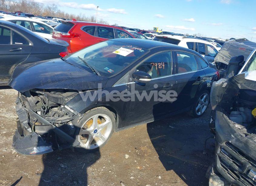 Photo 13 of 2013 Ford Focus TITANIUM (VIN 1FADP3J23DL330479)
