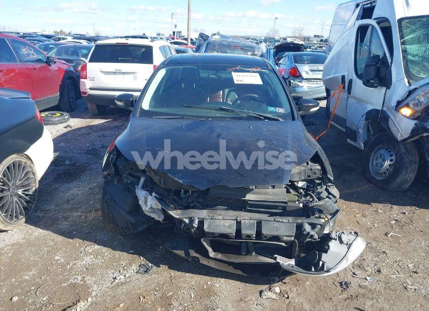 Photo 6 of 2013 Ford Focus TITANIUM (VIN 1FADP3J23DL330479)