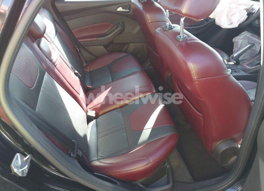 Photo 8 of 2013 Ford Focus TITANIUM (VIN 1FADP3J23DL330479)