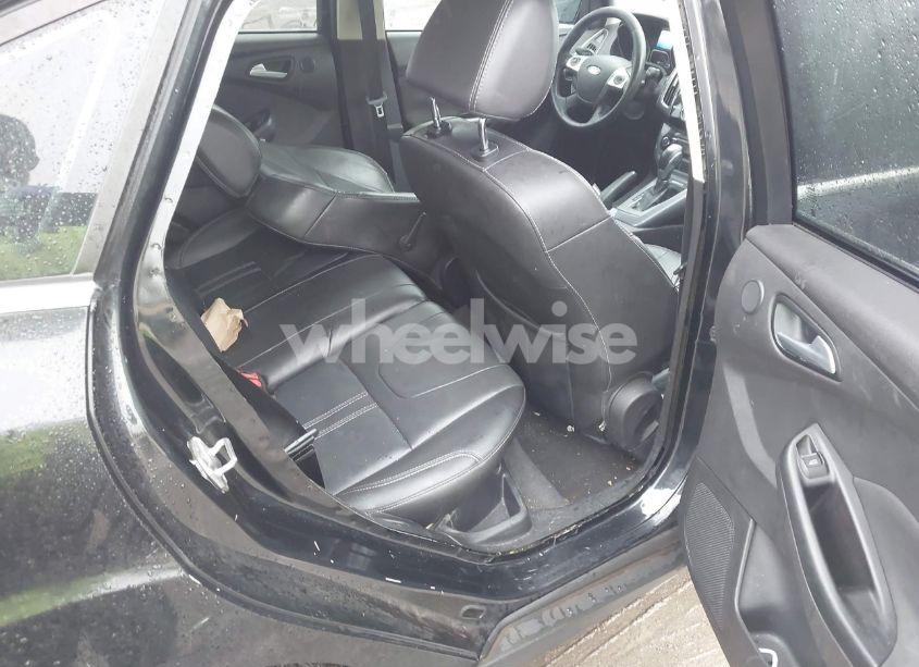 Photo 8 of 2014 Ford Focus TITANIUM (VIN 1FADP3J23EL297744)