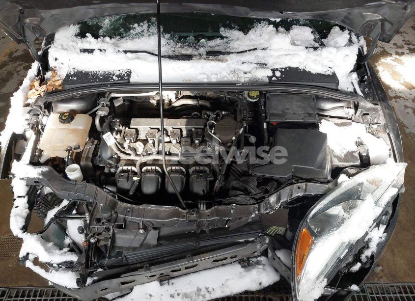 Photo 10 of 2015 Ford Focus TITANIUM (VIN 1FADP3J23FL305617)