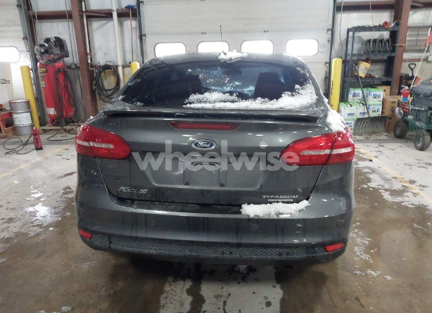 Photo 17 of 2015 Ford Focus TITANIUM (VIN 1FADP3J23FL305617)