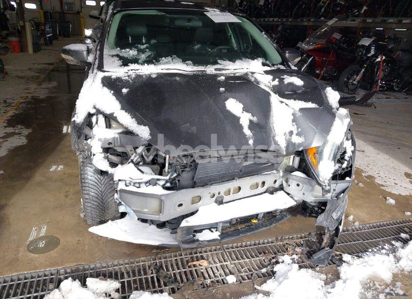 Photo 6 of 2015 Ford Focus TITANIUM (VIN 1FADP3J23FL305617)