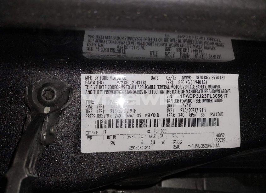 Photo 9 of 2015 Ford Focus TITANIUM (VIN 1FADP3J23FL305617)