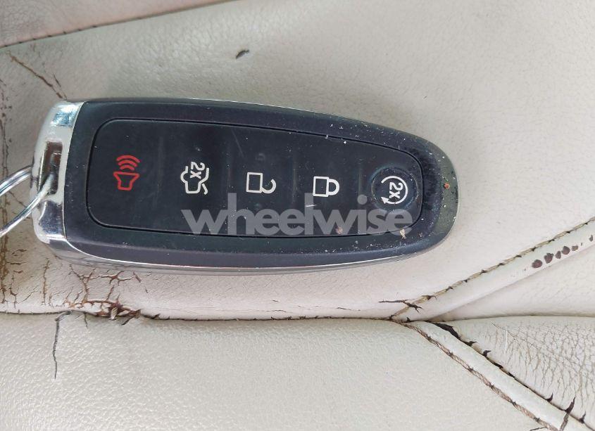 Photo 11 of 2018 Ford Focus TITANIUM (VIN 1FADP3J23JL272028)