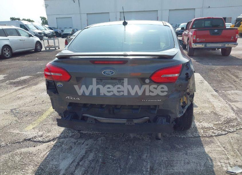 Photo 17 of 2018 Ford Focus TITANIUM (VIN 1FADP3J23JL272028)