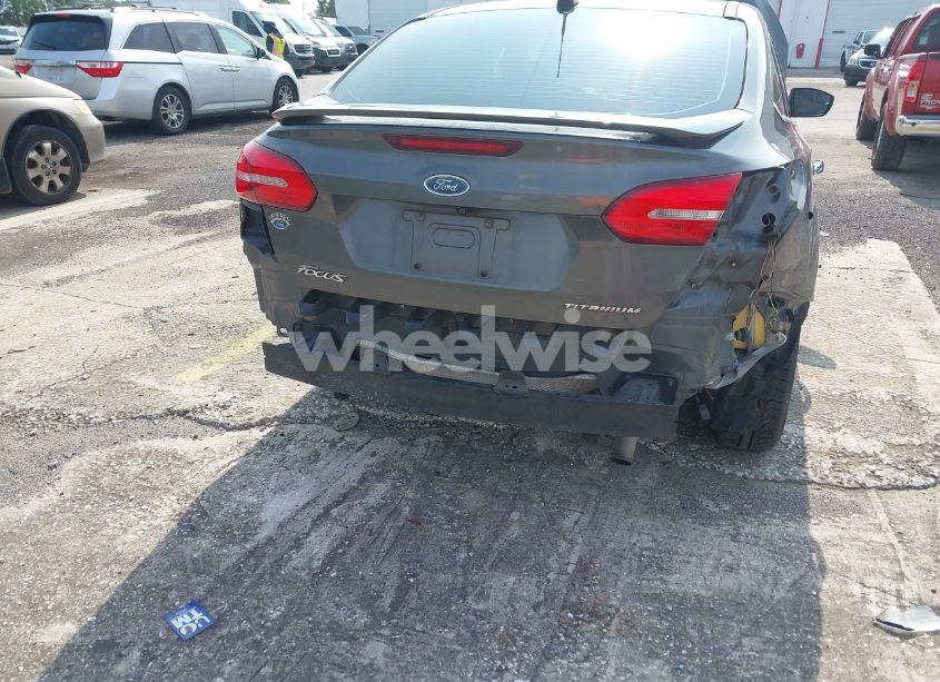 Photo 6 of 2018 Ford Focus TITANIUM (VIN 1FADP3J23JL272028)