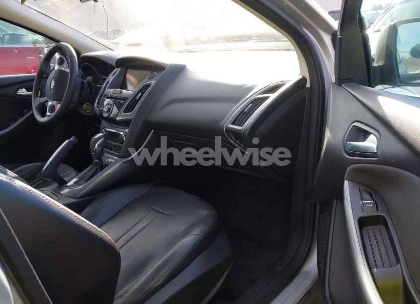 Photo 5 of 2013 Ford Focus TITANIUM (VIN 1FADP3J24DL155272)