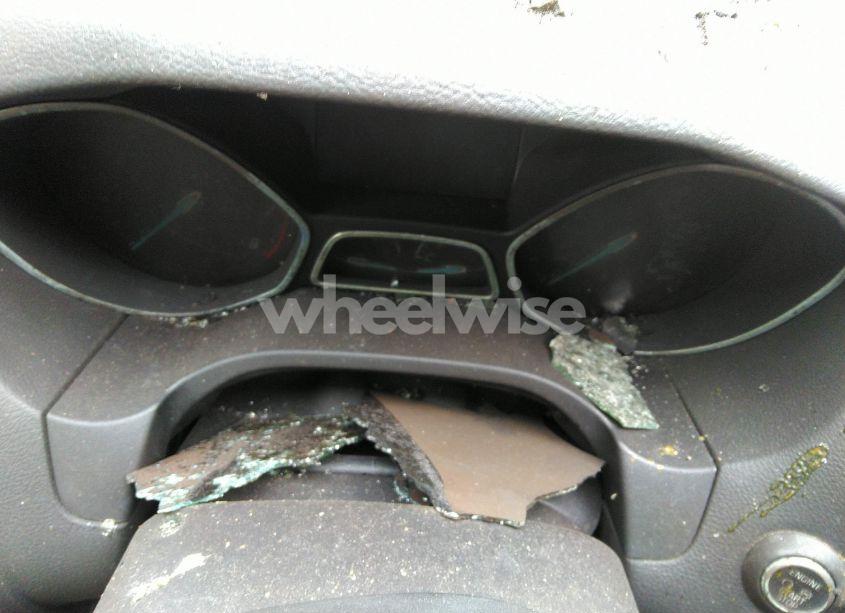 Photo 7 of 2014 Ford Focus TITANIUM (VIN 1FADP3J24EL115534)