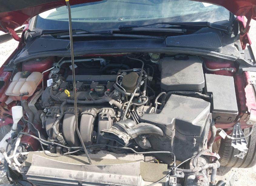 Photo 10 of 2014 Ford Focus TITANIUM (VIN 1FADP3J24EL184076)