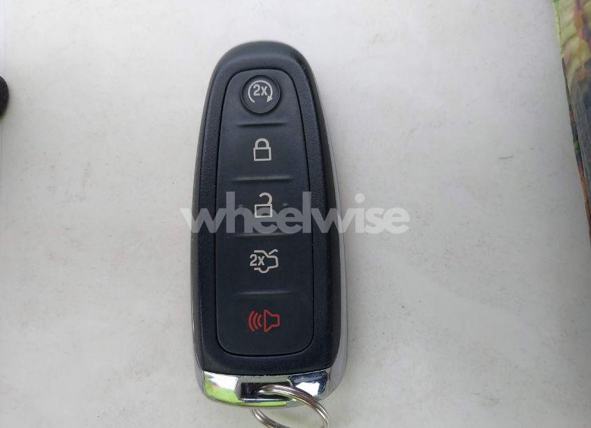 Photo 11 of 2016 Ford Focus TITANIUM (VIN 1FADP3J24GL224370)