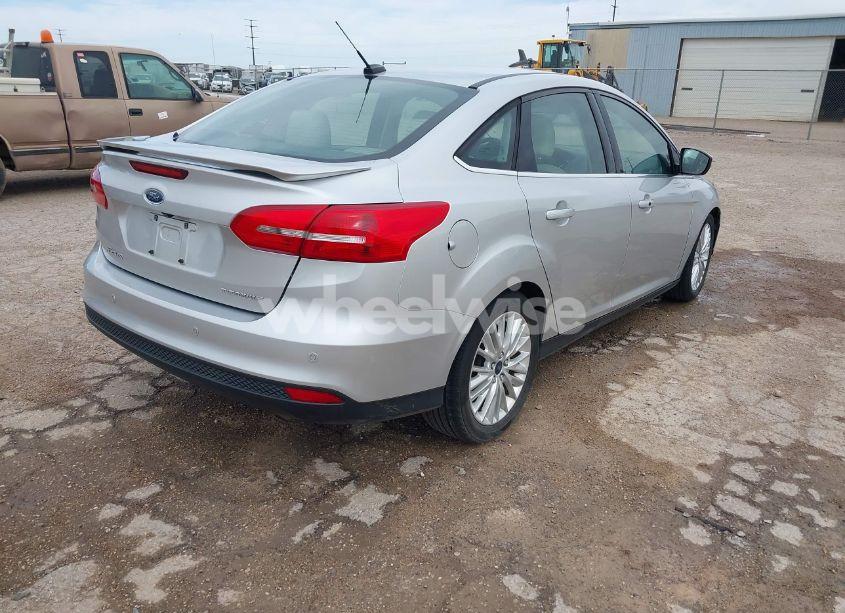 Photo 4 of 2017 Ford Focus TITANIUM (VIN 1FADP3J24HL229702)