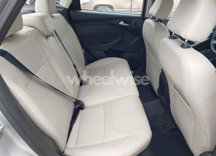 Photo 8 of 2017 Ford Focus TITANIUM (VIN 1FADP3J24HL229702)