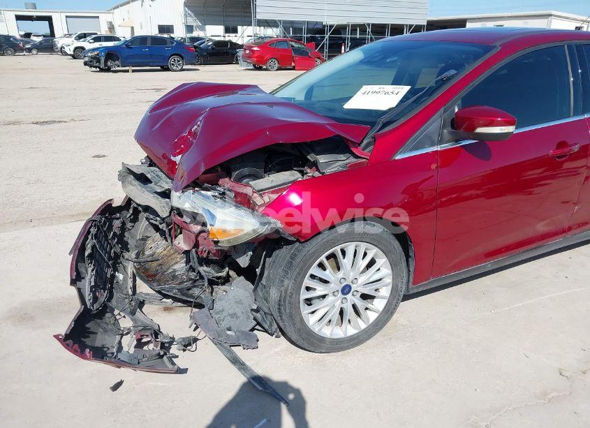 Photo 6 of 2017 Ford Focus TITANIUM (VIN 1FADP3J24HL244488)