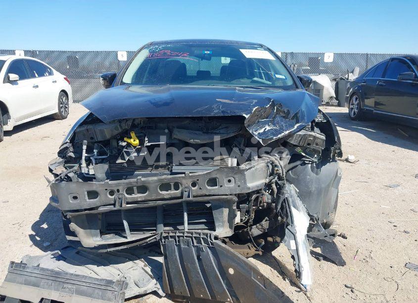 Photo 12 of 2017 Ford Focus TITANIUM (VIN 1FADP3J24HL295571)