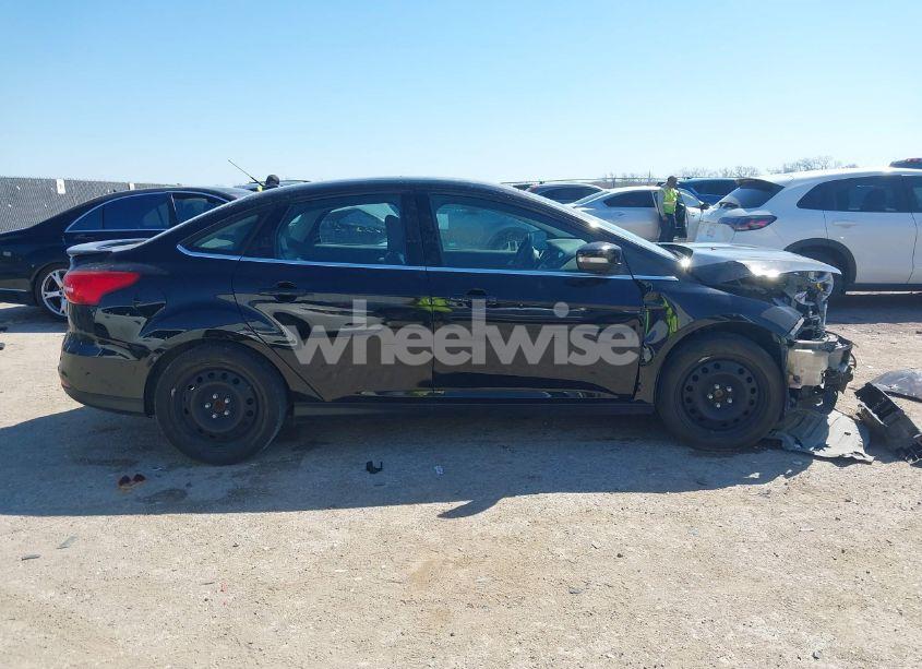 Photo 13 of 2017 Ford Focus TITANIUM (VIN 1FADP3J24HL295571)