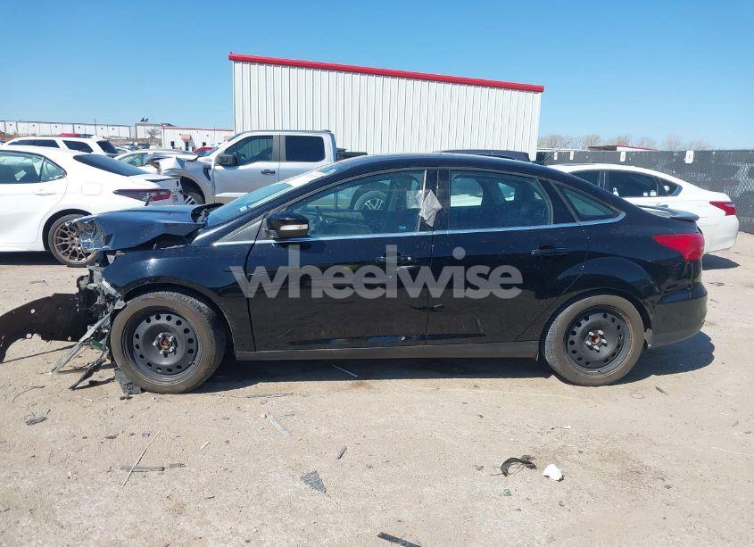 Photo 14 of 2017 Ford Focus TITANIUM (VIN 1FADP3J24HL295571)
