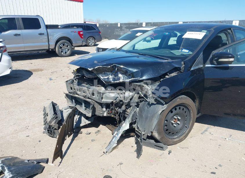 Photo 6 of 2017 Ford Focus TITANIUM (VIN 1FADP3J24HL295571)