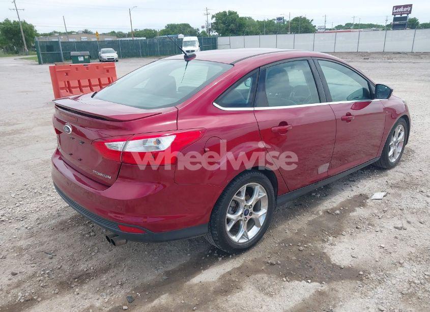 Photo 4 of 2013 Ford Focus TITANIUM (VIN 1FADP3J25DL245384)