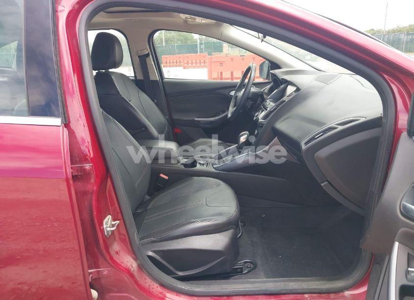 Photo 5 of 2013 Ford Focus TITANIUM (VIN 1FADP3J25DL245384)