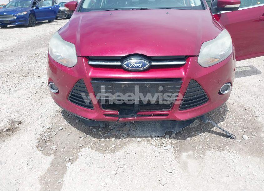 Photo 6 of 2013 Ford Focus TITANIUM (VIN 1FADP3J25DL245384)