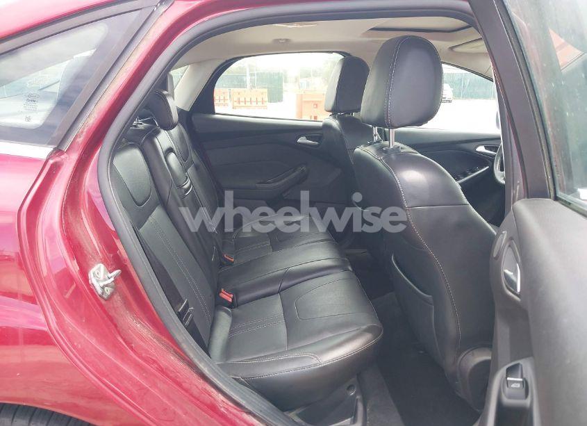 Photo 8 of 2013 Ford Focus TITANIUM (VIN 1FADP3J25DL245384)