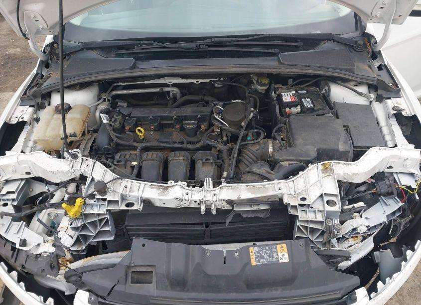 Photo 10 of 2014 Ford Focus TITANIUM (VIN 1FADP3J25EL355742)