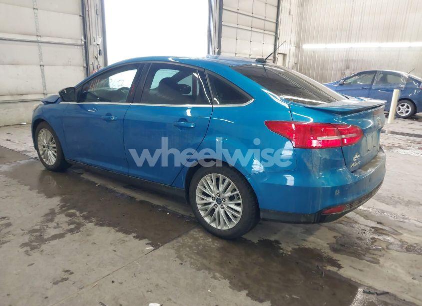 Photo 3 of 2015 Ford Focus TITANIUM (VIN 1FADP3J25FL248689)