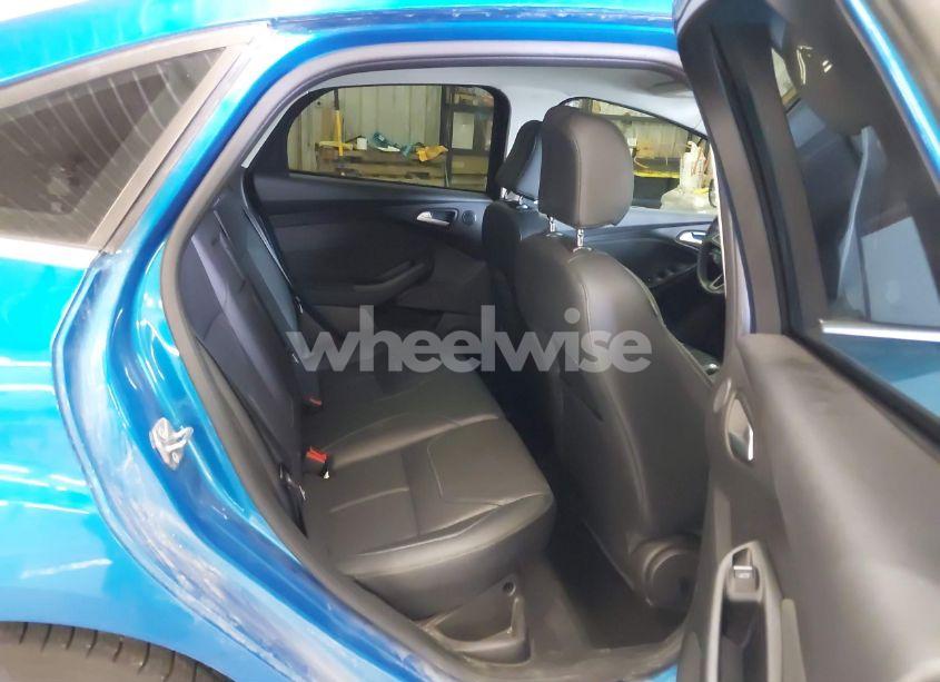 Photo 8 of 2015 Ford Focus TITANIUM (VIN 1FADP3J25FL248689)