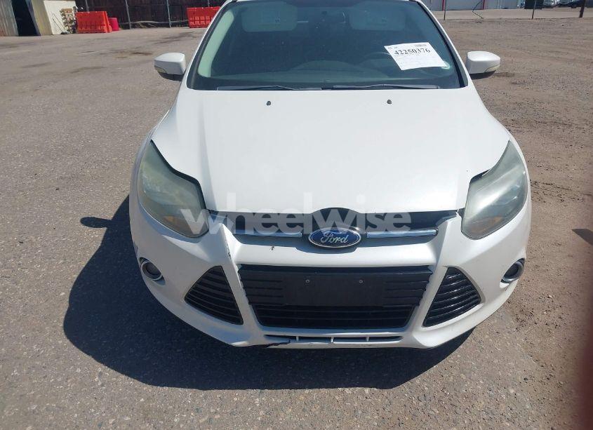 Photo 6 of 2013 Ford Focus TITANIUM (VIN 1FADP3J26DL116120)