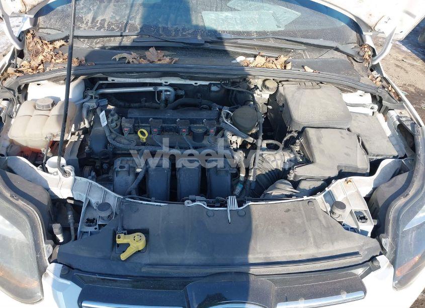 Photo 10 of 2013 Ford Focus TITANIUM (VIN 1FADP3J26DL324076)